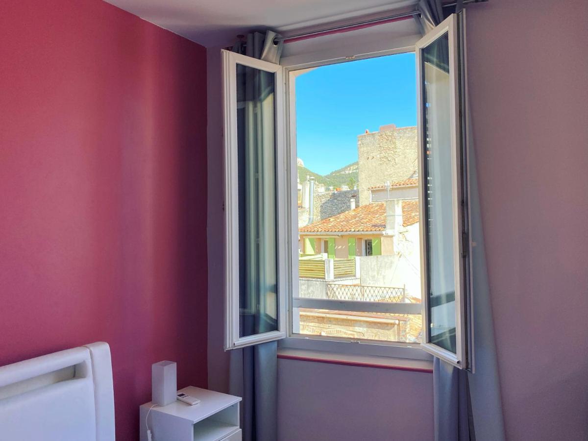 La Maison De Rose Cassis Luaran gambar